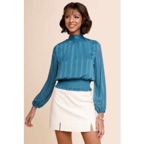 FRANCESCA'S COLLECTIONS Lauren Smocked Open Back Teal Blouse Size Medium - Picture 2 of 13